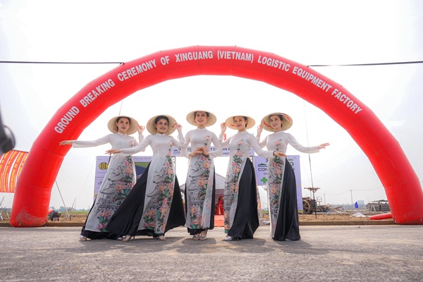 Lễ khởi công xây dựng Công ty TNHH Thiết bị Logistics Xinquang Việt Nam