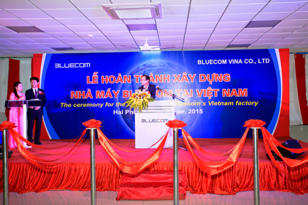 Nhà máy Bluecom Vina khánh thành